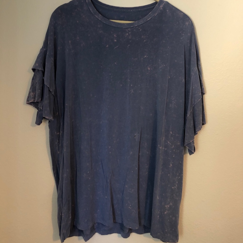 American Eagle soft and stretchy tee